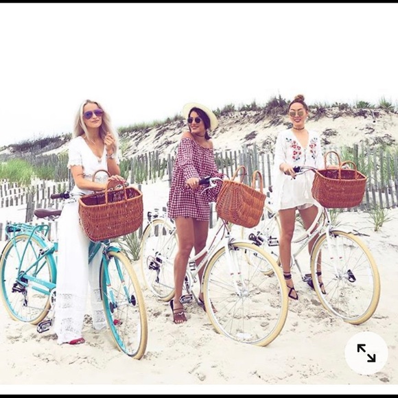 🔥SALE🔥SHORTS BUNDLE. S/XS ♥️FUN🏖 ( Stash this BARGAIN BUNDLE til SPRING ) ♥️ - Picture 13 of 16